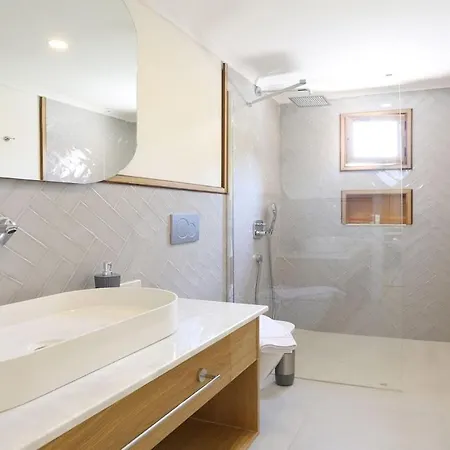 Appartamento Stella Sea View & Access To Sea *