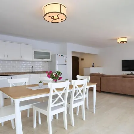 Appartamento Stella Sea View & Access To Sea *